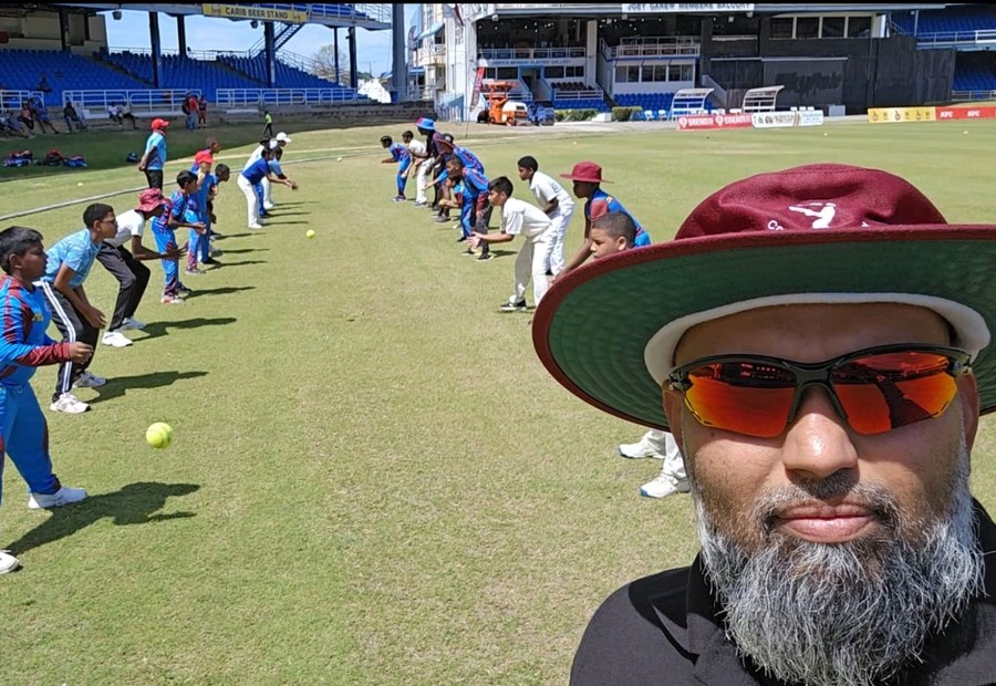 Zaheer coaching youth cricket